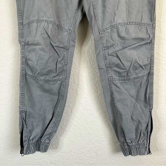Aeropostale men’s M Gray joggers with drawstring elastic waste and cuffed - Picture 3 of 14